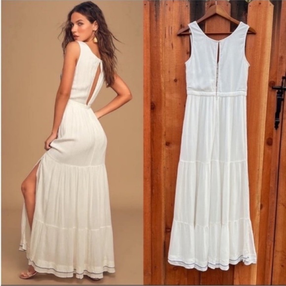 White Bohemian Floral Embroidered Gauzy Maxi Dress 🌿🌿 - Picture 3 of 13